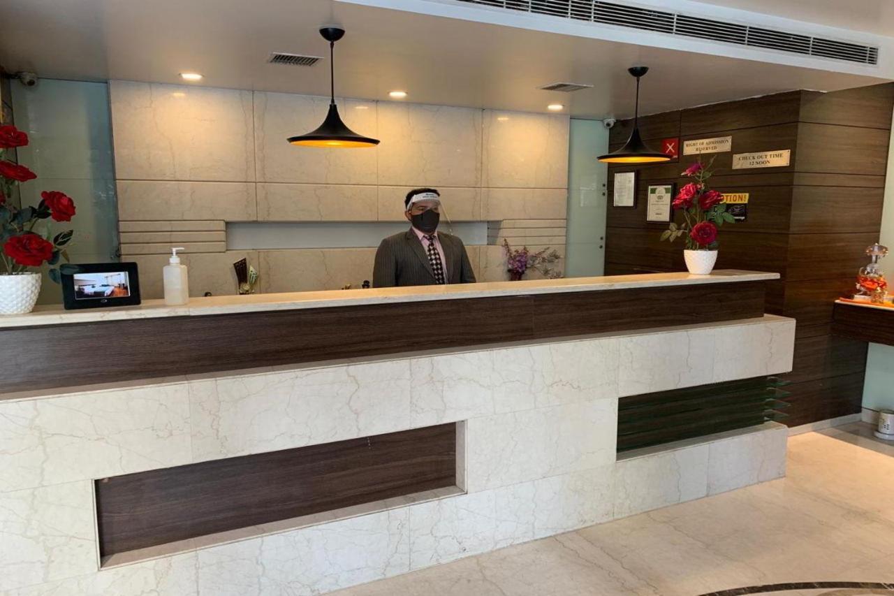 Hotel Narula'S Aurrum Amritsar Buitenkant foto